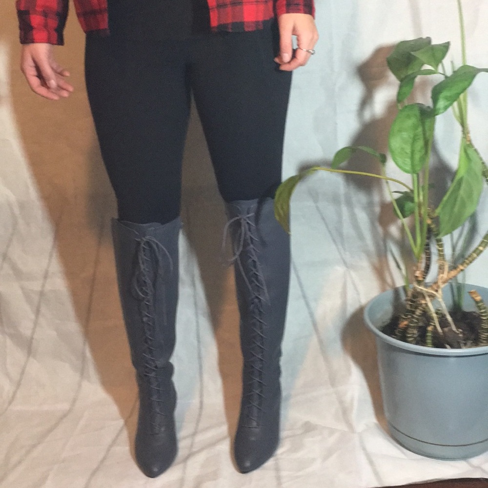 Comfortview Gray Lace Up Boots 8 1/2 & 9W  NWBOX - Picture 3 of 8